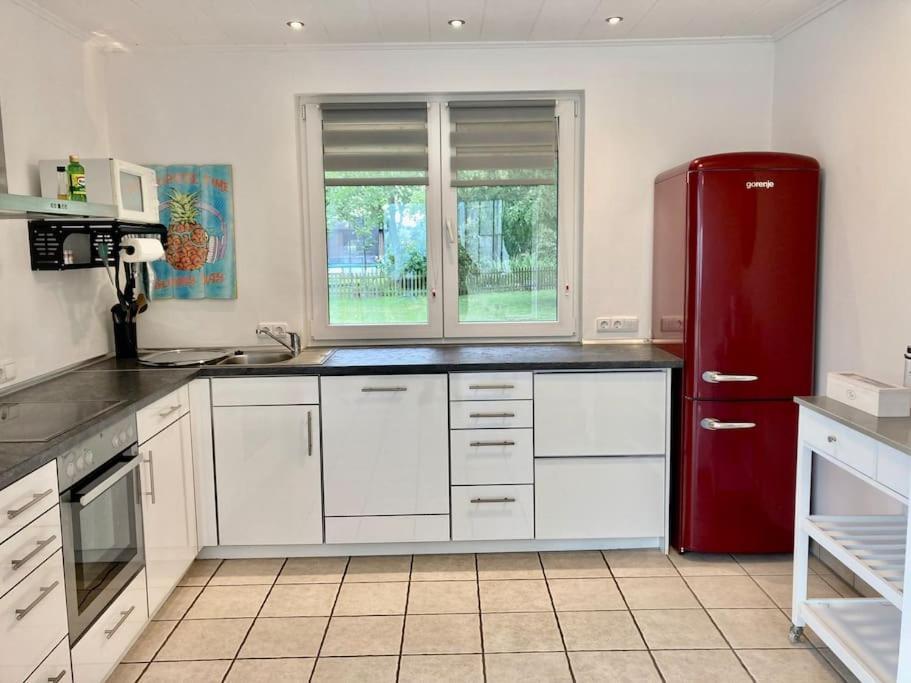 Helle Wohnung Mit Wintergarten - Nahe Ruhrgebiet Und Freizeitpark Movie Park Bottrop Exteriér fotografie